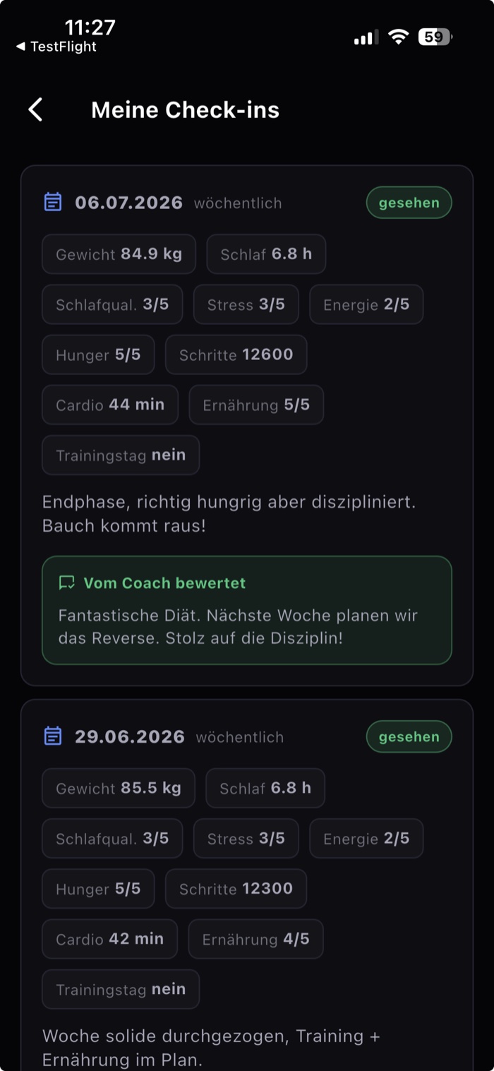 Wöchentliche Coaching-Check-ins mit Werten und direktem Coach-Feedback in der IronCodex-App